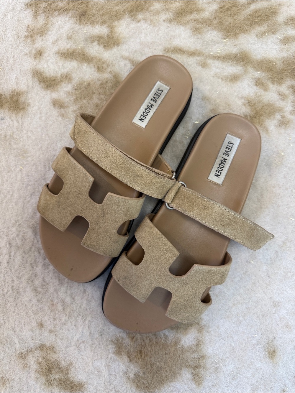 Steve Madden Beige/Tan Suede Slide Sandals